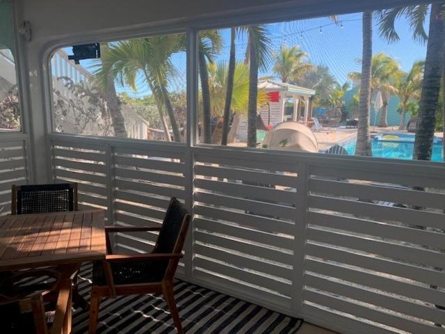 Grace Bay Place Hotel Exterior foto
