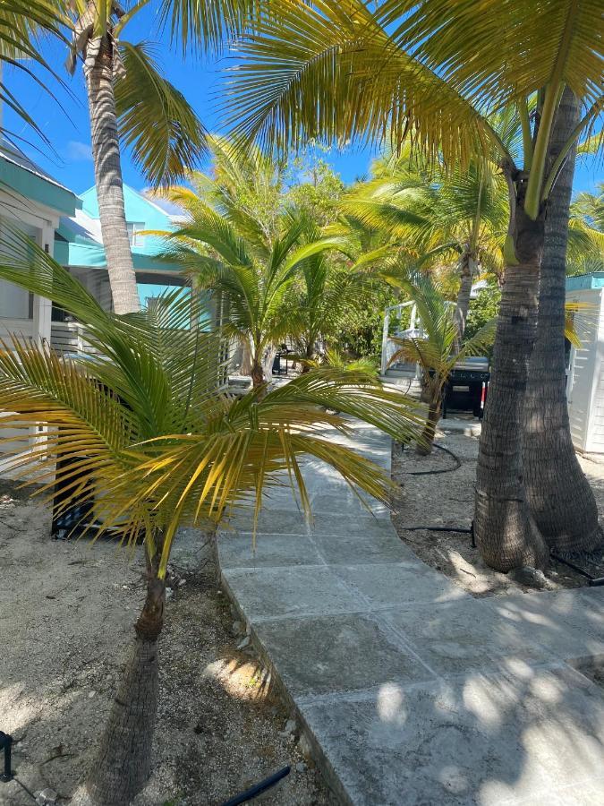 Grace Bay Place Hotel Exterior foto