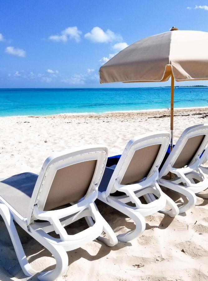 Grace Bay Place Hotel Exterior foto